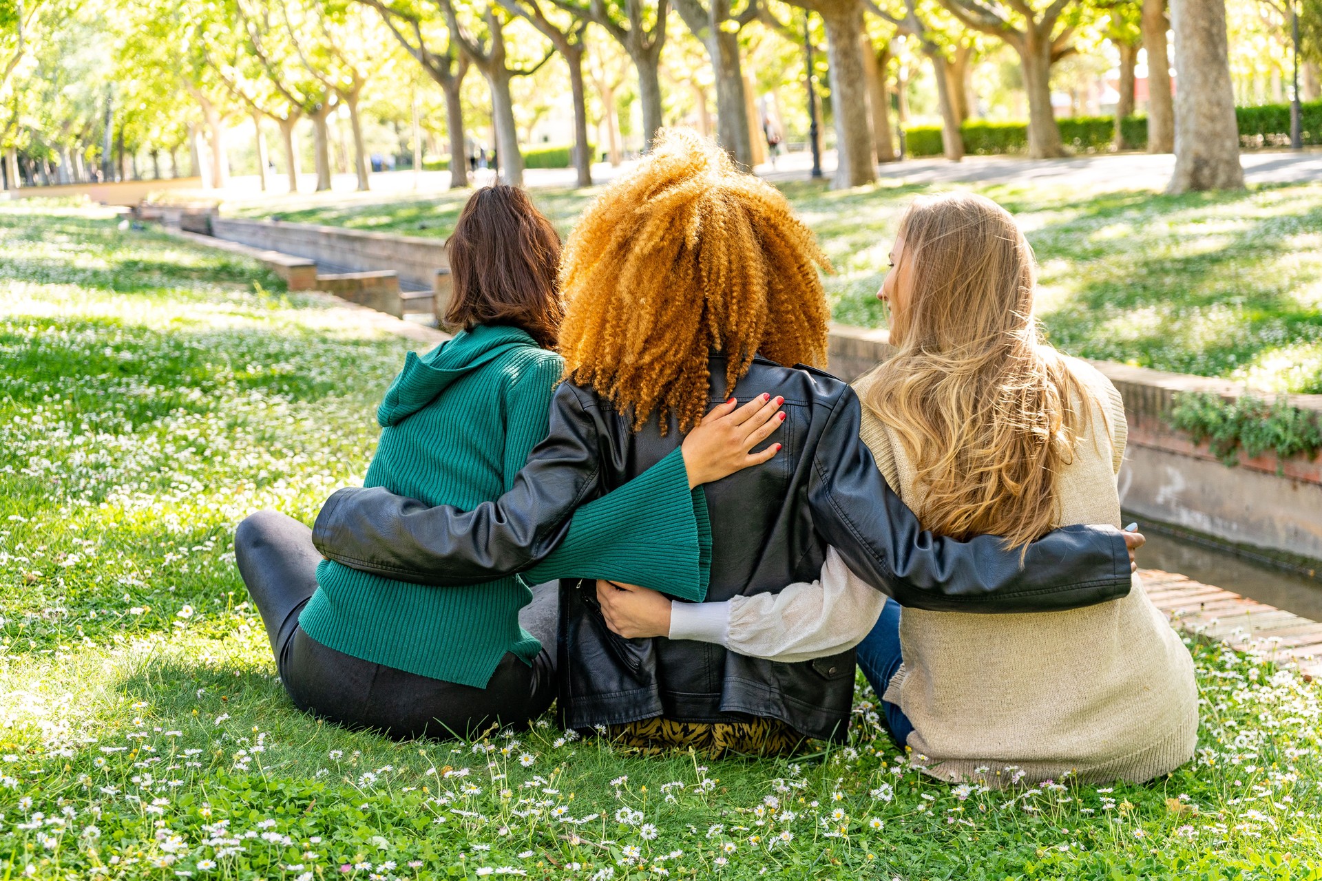Unbreakable Bonds: Back-to-Camera Embrace in the Park